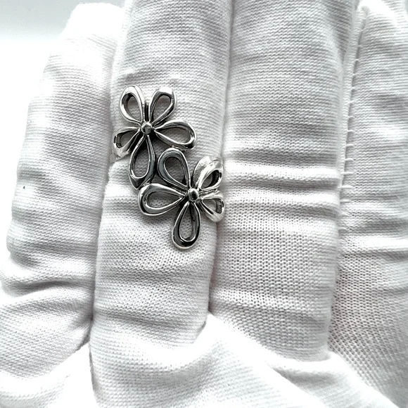 .925 Sterling Silver Double Flower Ring - Picture 13 of 17